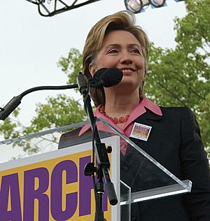 HillaryClinton2004MarchWomensLives