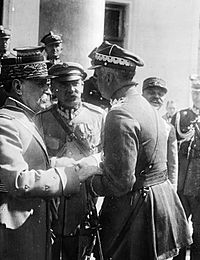 Marsz. Foch rozmawia z gen. Sosnkowskim (1923)