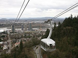The Portland Aerial Tram car nearing the upper station.