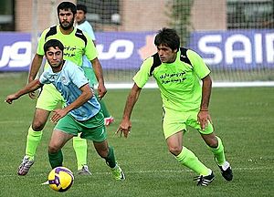 Kaveh Rezaei with Iran national under-17 football team in 2009