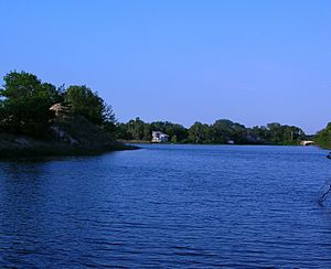 Miller Lagoon toward Lake Street