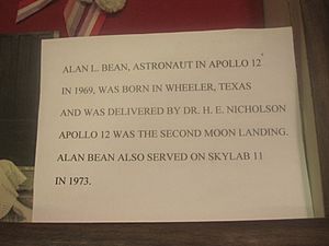 Alan Bean museum marker IMG 6152