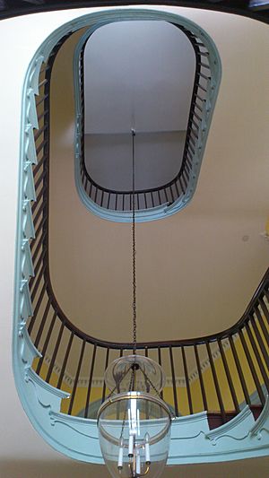 Formal stair curved (8580000941)