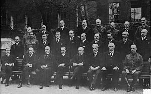 Imperial War Cabinet in 1917 (cropped)