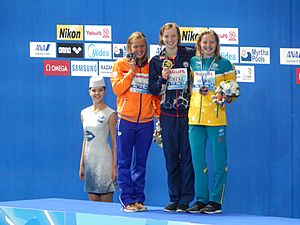 Kazan 2015 - Victory Ceremony 400m freestyle W