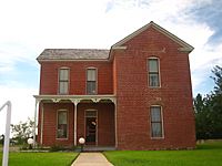 White-Pool House in Odessa, TX Picture 1849