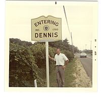 Dennis Sign