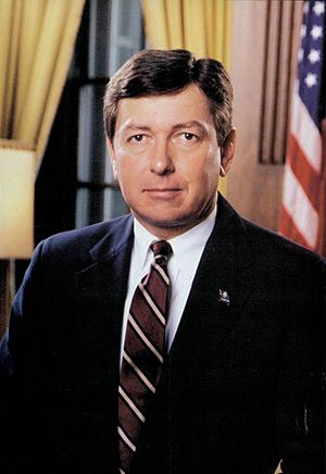 John Ashcroft official photo as Governor