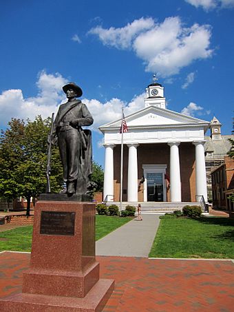 Old Frederick County Courthouse 3.jpg