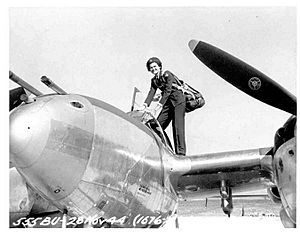 Ruth Dailey with P-38