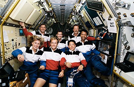 STS-47 in-flight crew portrait