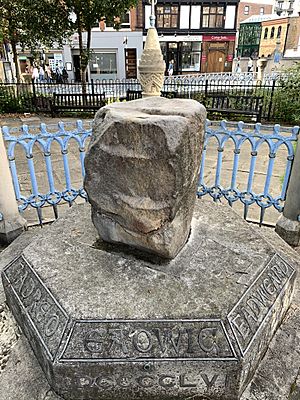 Coronation Stone, Kingston-upon-Thames (2)