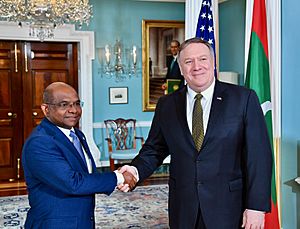 Secretary Pompeo Meets With Maldives Foreign Minister Shahid in Washington (32217203517)