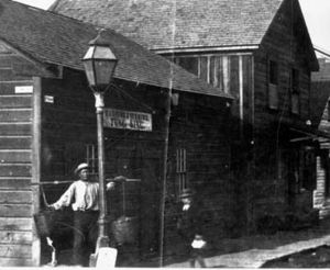 Eureka Chinatown laundry 1885