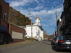 Second Street downtown, with the courthouse in the middle