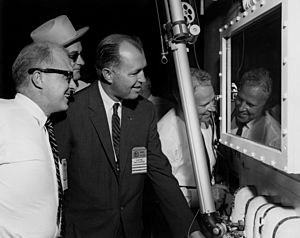 WestcottCayce Pentecost, Senator Lyndon Johnson, Buford Ellington, Senator Albert Gore, operating mechanical hands at hot cell in Oak Ridge (6964225740)