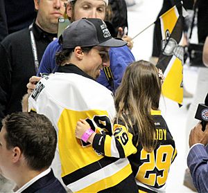 Marc-Andre Fleury with child 2017-06-11 16255