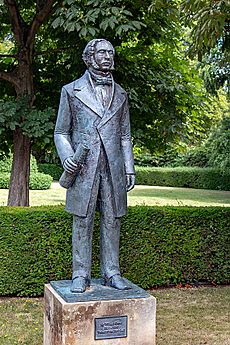 Sir William Grove statue