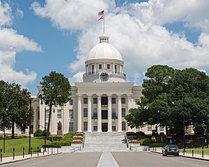 Alabama State Capitol, Montgomery, West view 20160713 1
