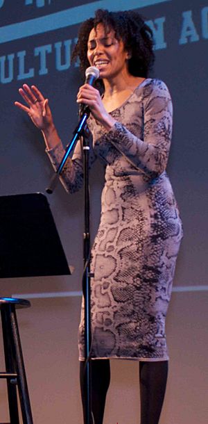 Eisa Davis sings at NYC Hip-Hop Theater Festival 10th Anniversary (cropped).jpg