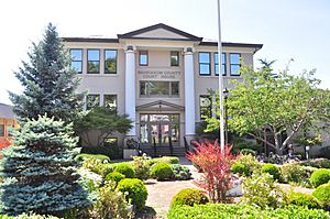 Wahkiakum County Courthouse at Cathlamet (July 2015)