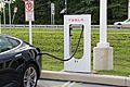 Charging Tesla Model S 01