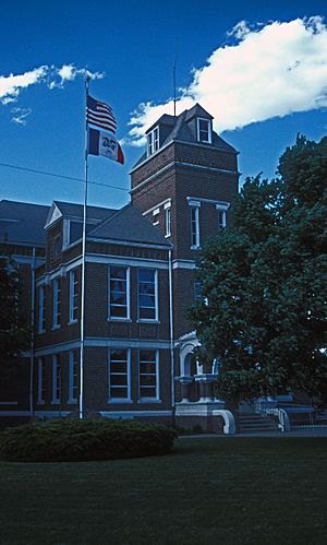 Fremont County Courthouse in Sidney