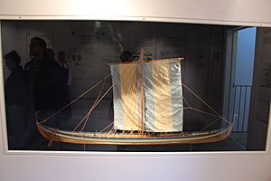Model af Ladbyskibet i 1-10
