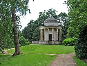 Temple of Ancient Virtue, Stowe - geograph.org.uk - 886691