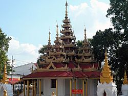 Burmese-style Wat Srichum, Lampang