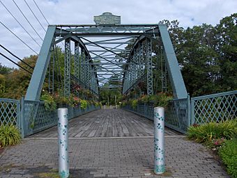 Drake Hill Road Bridge.JPG